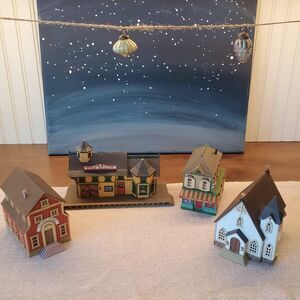 Enesco Pine Hollow Lot Of 4 Christmas Village Buildings, No Boxes